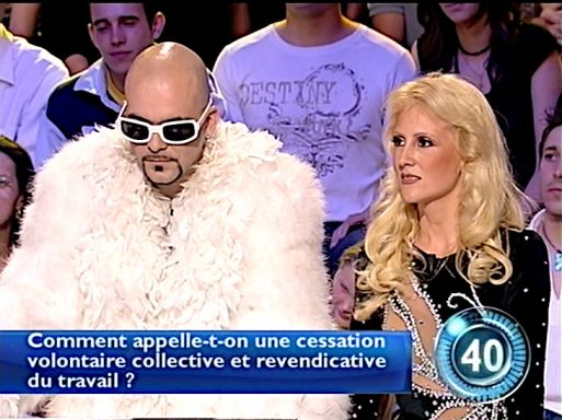 ATTENTION A LA MARCHE - TF1